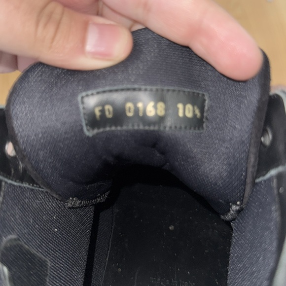 Louis Vuitton Alps Collection - Patch Hi Tops - Picture 5 of 5